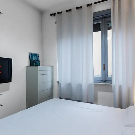 Centro Moderno E Spazioso Bilocale Turin